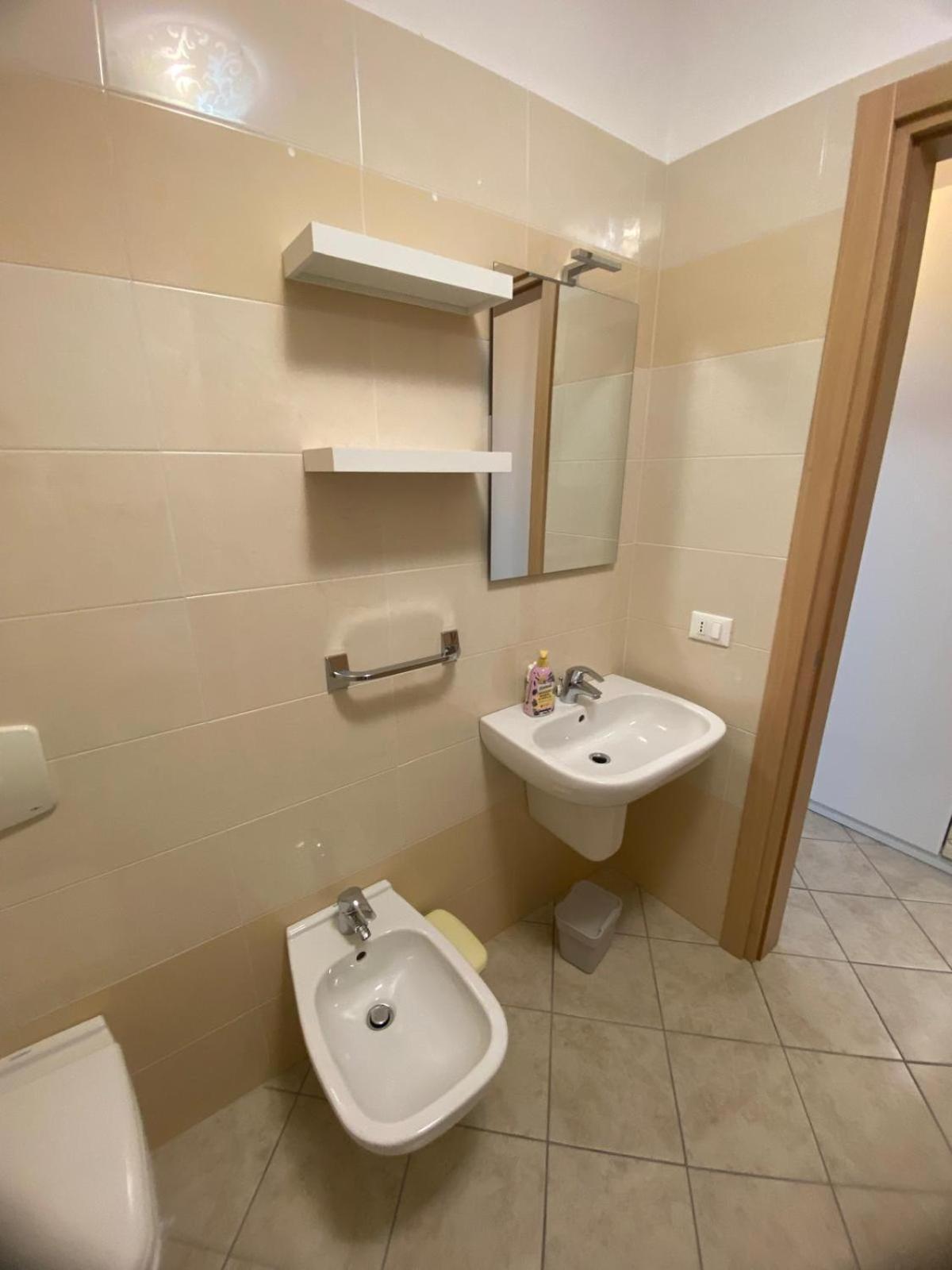 Alma Apartment Sirmione Zimmer foto