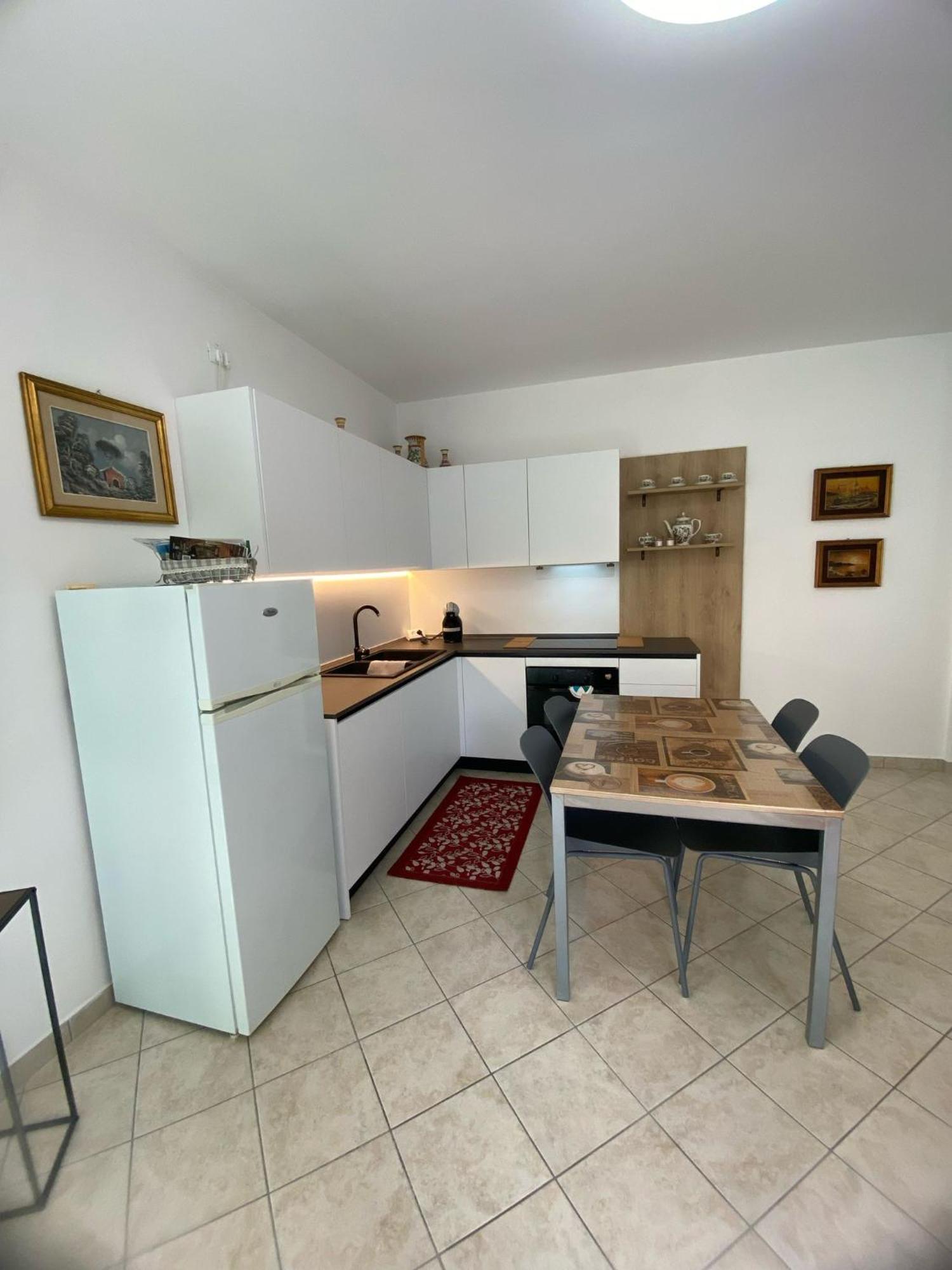 Alma Apartment Sirmione Zimmer foto